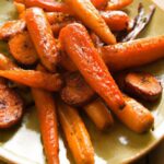 Sweet Spice Delight: Cinnamon Maple Roasted Carrots Recipe