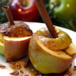 Warm & Cozy Baked Cinnamon Apples: A Delicious Autumn Treat