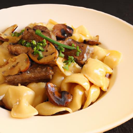 Classic Beef⁣ Stroganoff with egg Noodles: A ⁤Comfort Feast