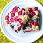 Delicious Raspberry Crumble Bars: A Sweet Summer Treat
