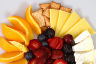 Artful Fruit and Cheese Platters: A Perfect Flavor Pairing