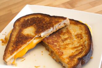 Crisp Meets Creamy: The Ultimate Apple Grilled Cheese Recipe
